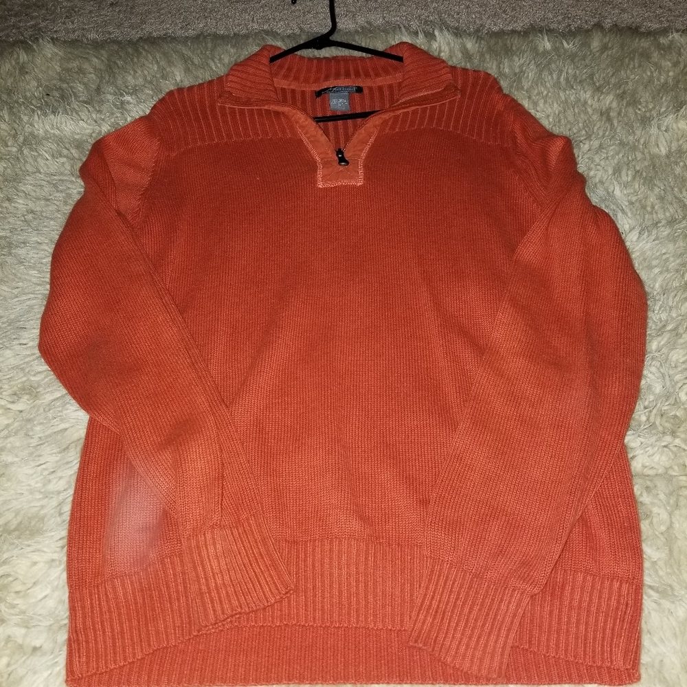 Sweater with zipper